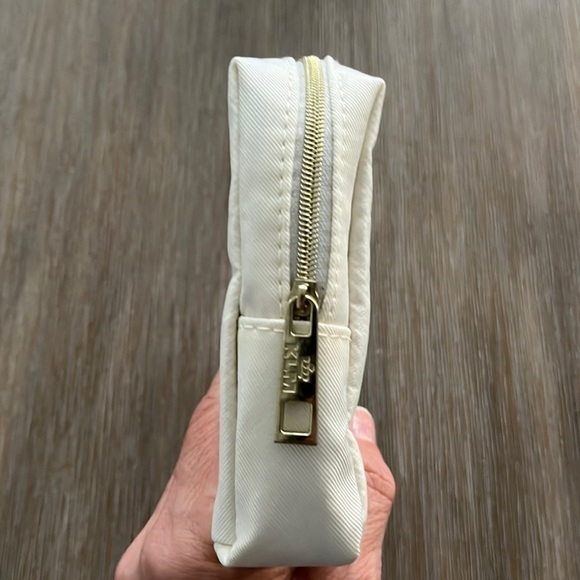 Klm travel bag first class amenities toiletries kit - Picture 5 of 9